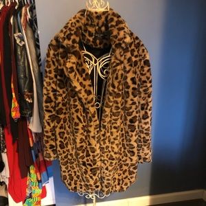 Love Tree leopard print fuzzy coat